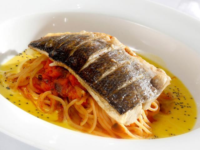 seafood linguine | Stade Court Hotel