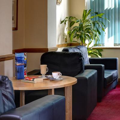 'hythe bar | Stade Court Hotel'